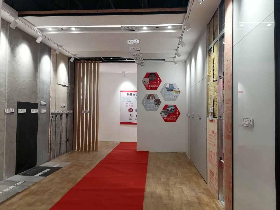 1629335821250385.jpg 5.webp.jpg